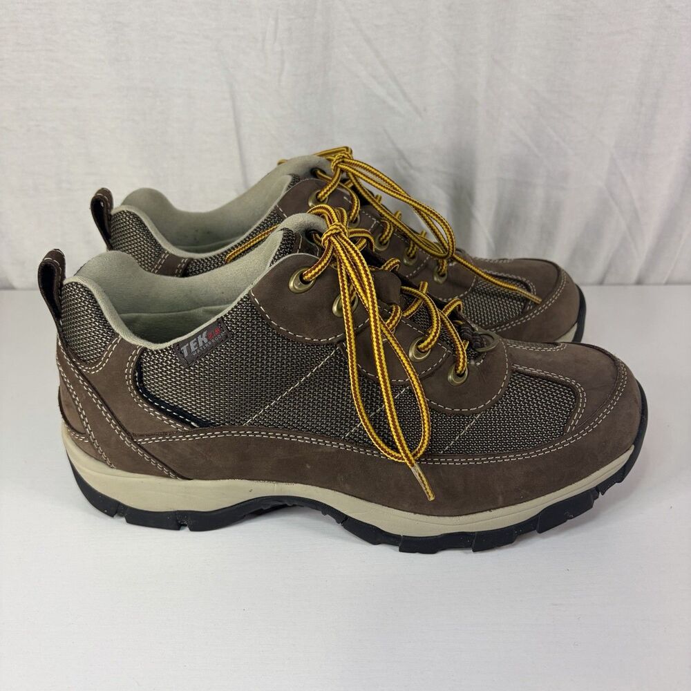 L.L.BeanSnow Sneaker with Arctic Grip Women’s size 10 Brown leather